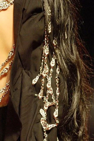 Look 30